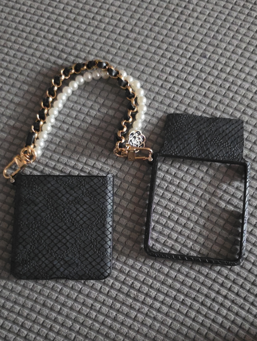 Black Faux-Snake Leather SamsungGALAXY FLIP 7 PHONE CASE with Pearl & Gold Chain